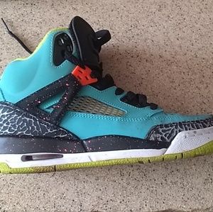 Jordans youth size 4.5 or women's size 6 shoes